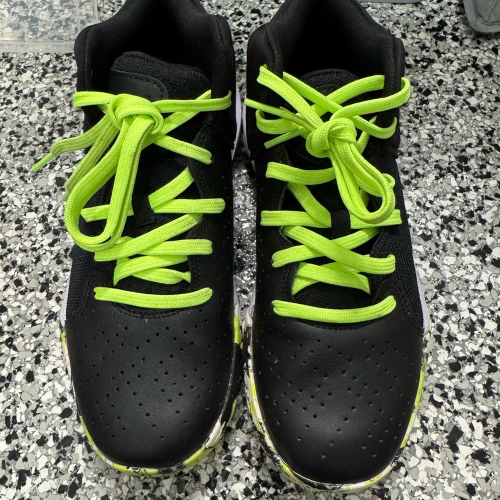 Under Armour Black and Neon Green Sneakers